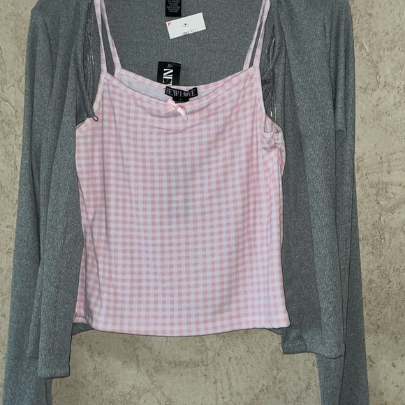 New Love 2 Piece Cardigan & Tank Set - Picture 2 of 4